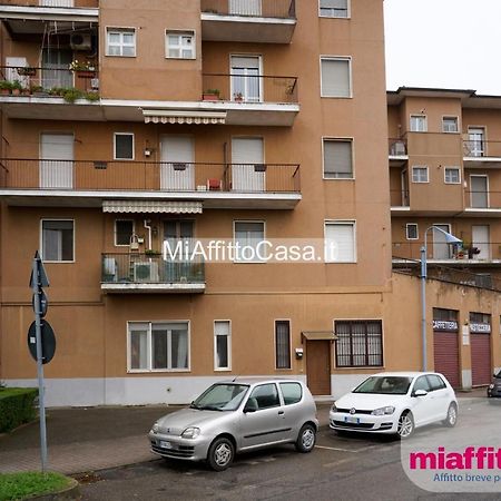 Appartamento Le Farfalle - Vicino Linate Mediglia Exterior foto