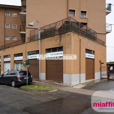 Appartamento Le Farfalle - Vicino Linate Mediglia Exterior foto